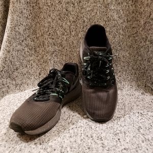 Nike run swift running shoes